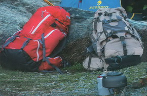 due zaini ferrino in montagna